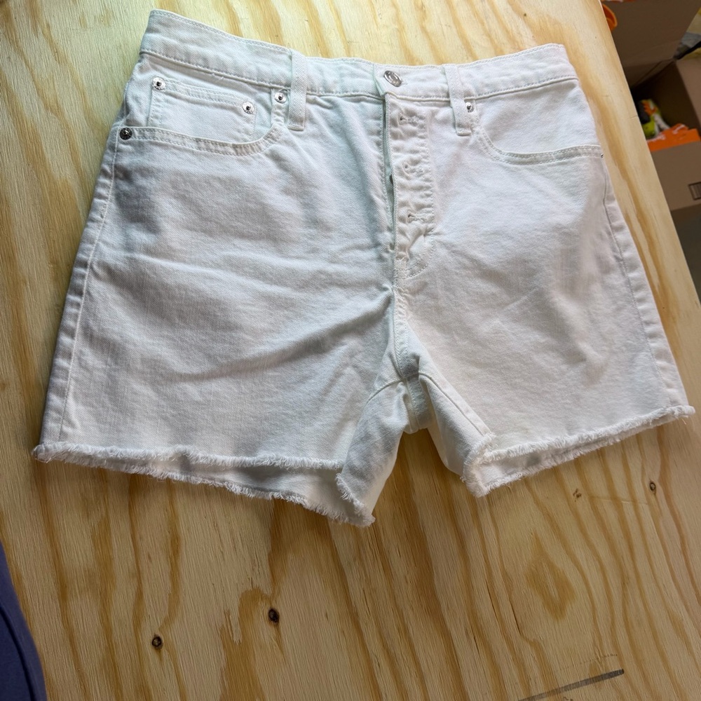 J.Crew Women’s White Denim Shorts Size 28 High Rise Button Fly Raw Hem‎